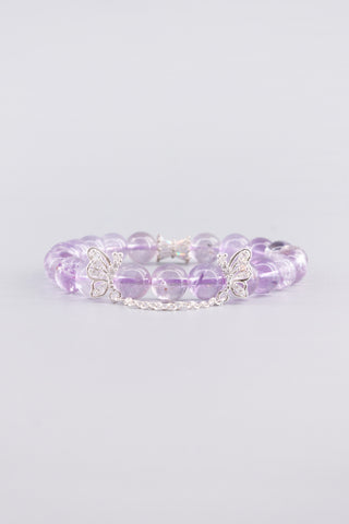 Transparentes Amethyst Armband 8 mm – Seitenansicht des handgefertigten Schmuckstücks, Linkwing Kollektion von Gembonbon