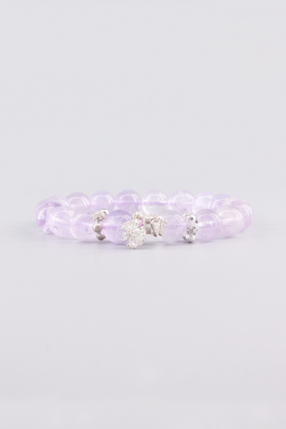 Transparentes Amethyst Armband 10 mm – Seitenansicht des handgefertigten Schmuckstücks, Starlight Kollektion von Gembonbon