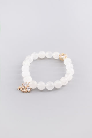 Handgefertigtes Weißquarz Armband 10 mm – Geschenk für Balance & Gelassenheit, Garden Kollektion von Gembonbon (Vorderansicht)