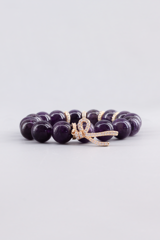 Amethyst Armband 12 mm – Seitenansicht des handgefertigten Schmuckstücks, Ribbon Kollektion von Gembonbon