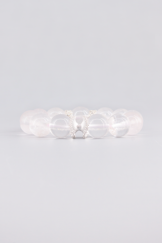 Transparentes Rosenquarz Armband 14 mm – Seitenansicht des handgefertigten Schmuckstücks, Peplum Kollektion von Gembonbon