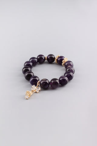 Handgefertigtes Amethyst Armband 14 mm – Geschenk für Ruhe & spirituelle Klarheit, Chime Kollektion von Gembonbon (Vorderansicht)