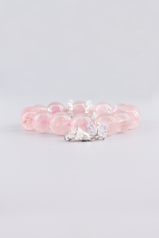 Erdbeerquarz Armband 14 mm handgefertigt – Seitenansicht, Chime Kollektion von Gembonbon